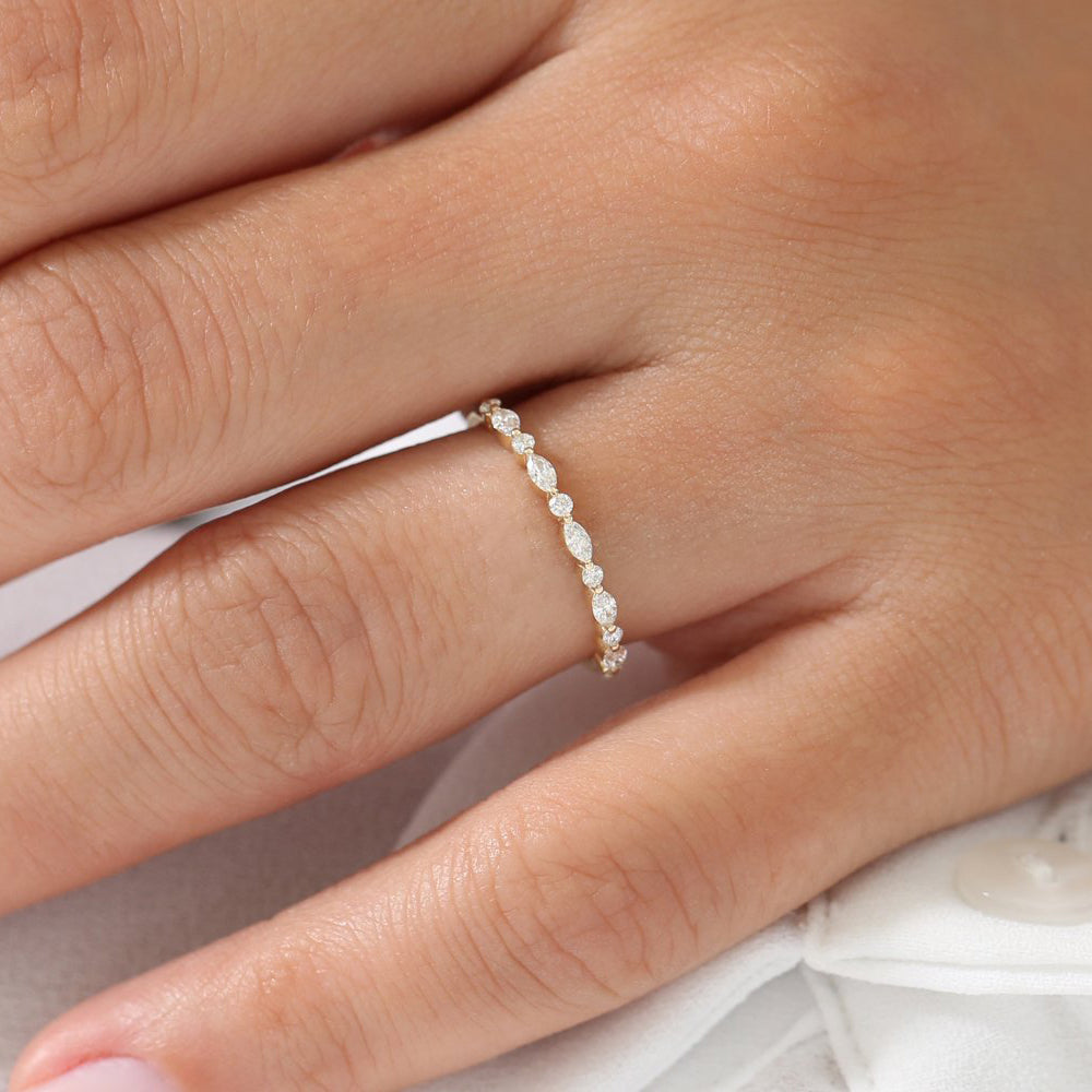 OBFJ1755 - 14K Gold Marquise and Round Diamond Ring 4