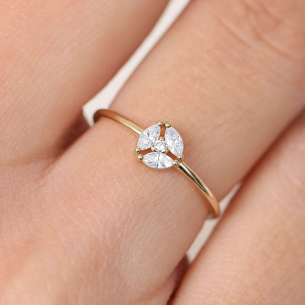 OBFJ1791 - 14K Gold Marquise Diamond Cluster Ring 2