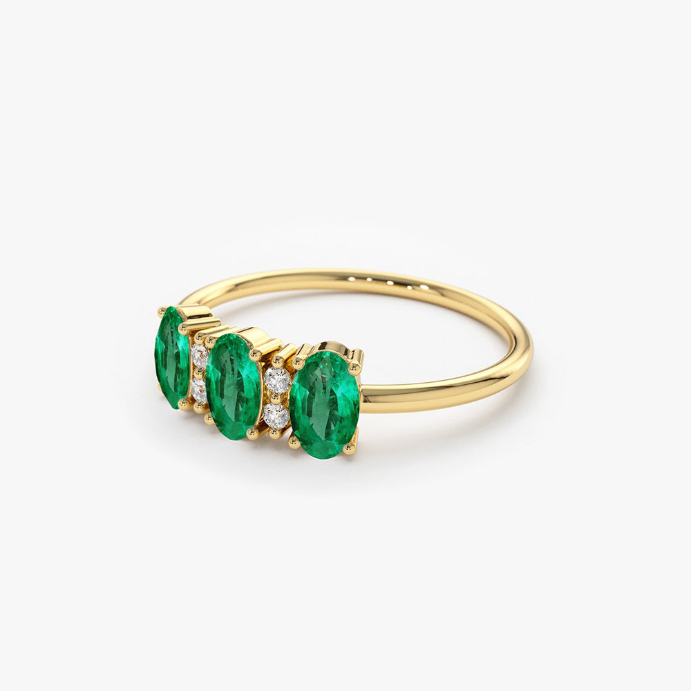 OBFJ1704 - 14k Triple Oval Emerald Diamond Ring 7