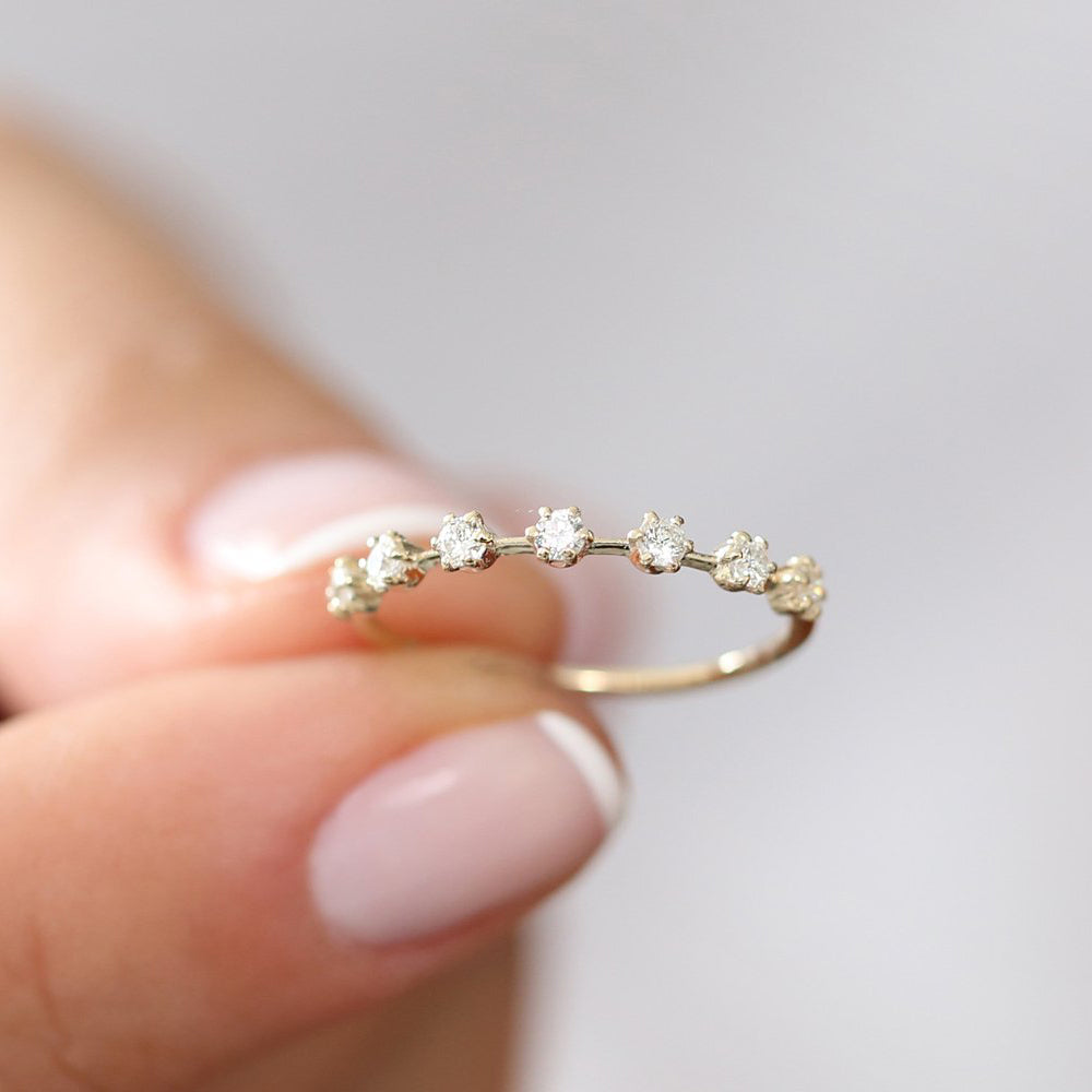 OBFJ1707 - 14K Gold 7 Stone Round Diamond Wedding Ring 5