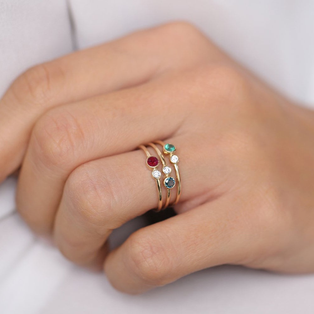 OBFJ1769 - 14K Gold Bezel Setting Emerald and Diamond Ring 3