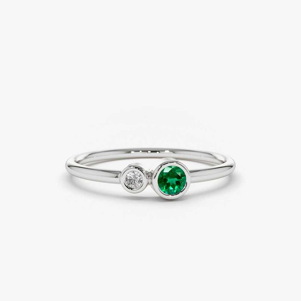 OBFJ1769 - 14K Gold Bezel Setting Emerald and Diamond Ring 5