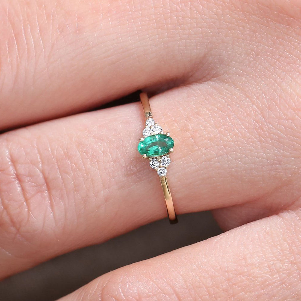 OBFJ1851 - 14K Oval Emerald and Diamond Ring 2