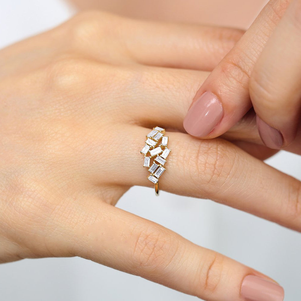 OBFJ1782 - 14k Baguette Diamond Cluster Ring 3