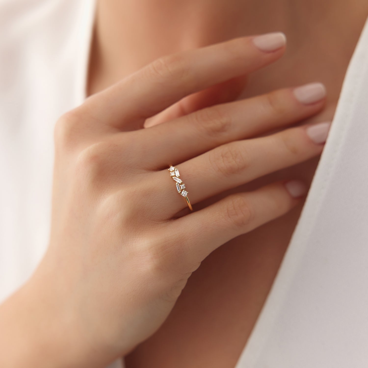 OBFJ1885 - 14K Scattered Baguette and Round Diamond Ring 3