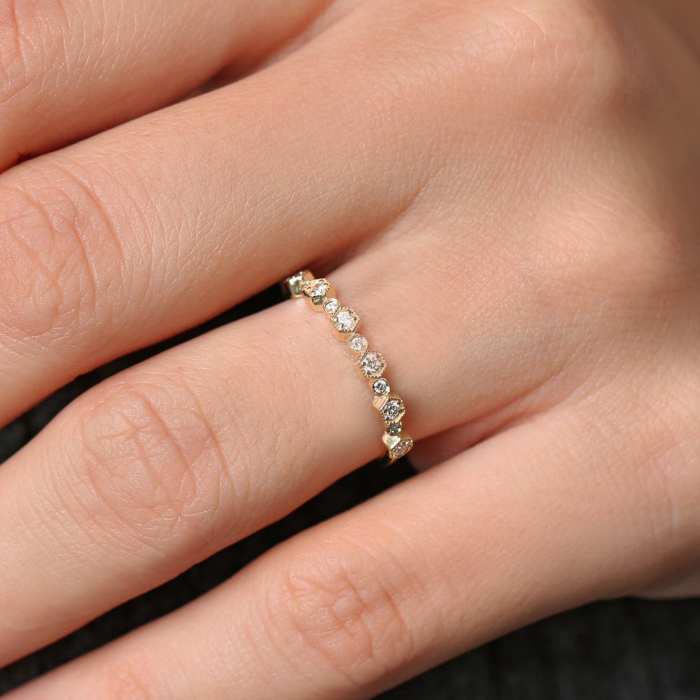 OBFJ1884 - 14K Gold Unique Diamond Anniversary Ring 2