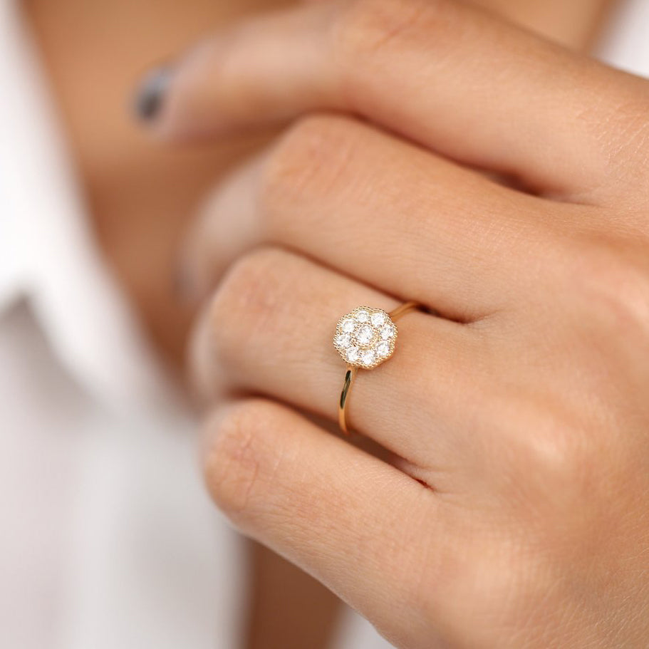 OBFJ1908 - 14K Gold Floral Diamond Ring 3