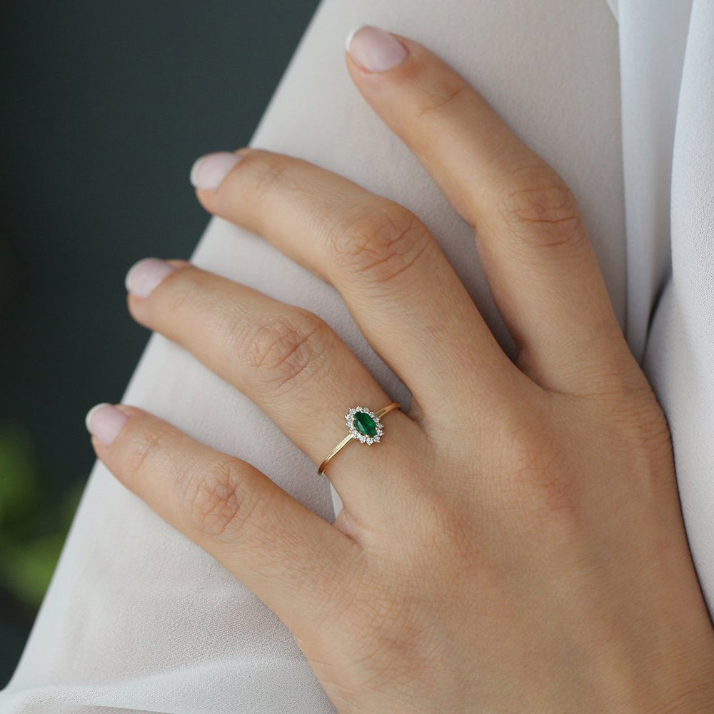 OBFJ2054 - 14k Emerald Ring with Halo Diamonds 5