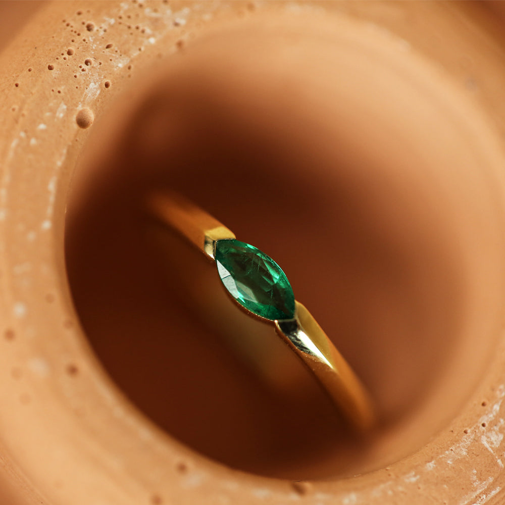 OBFJ2193 - 14K Horizontal Marquise Shape Natural Emerald Ring 4