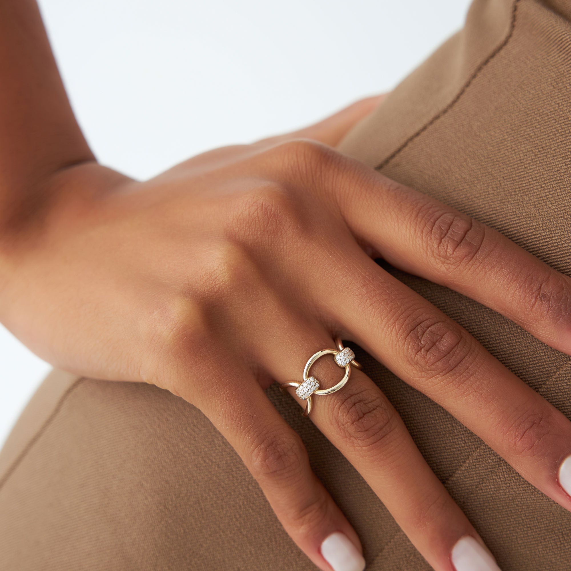 OBFJ1316 - 14k Unique Diamond Horsebit Pave Ring 3