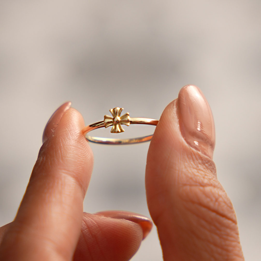 OBFJ0523 - 14k Maltese Cross Ring 3