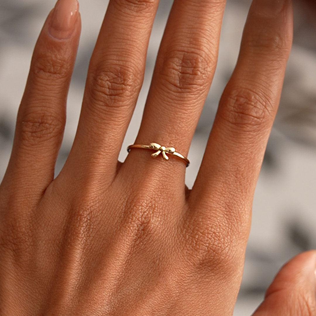 OBFJ0521 - 14k Plain Gold Balloon Bow Ring 4
