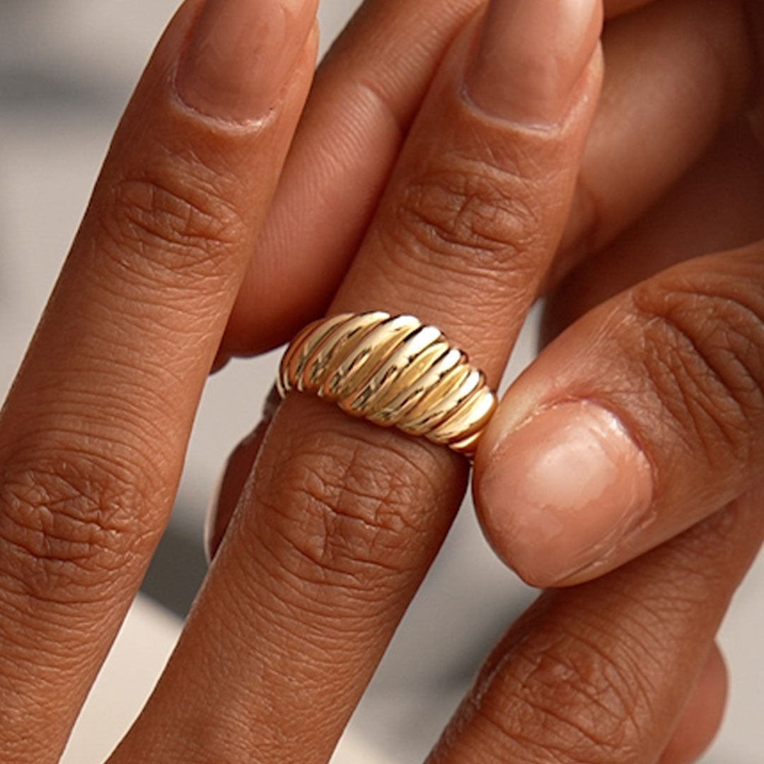 OBFJ0424 - 14k Gold Swirl Dome Bold Statement Ring 3