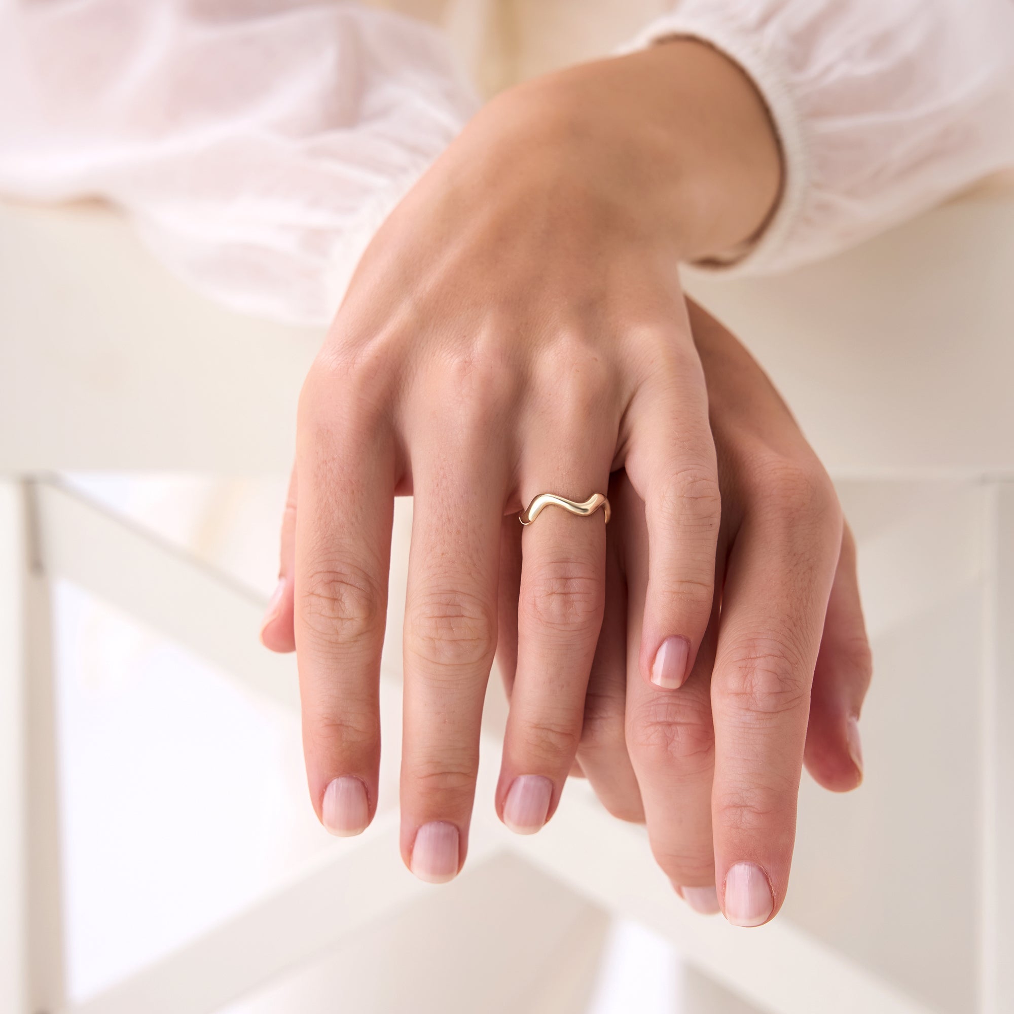 OBFJ0513 - 14K Gold Sculptural Wave Band 2
