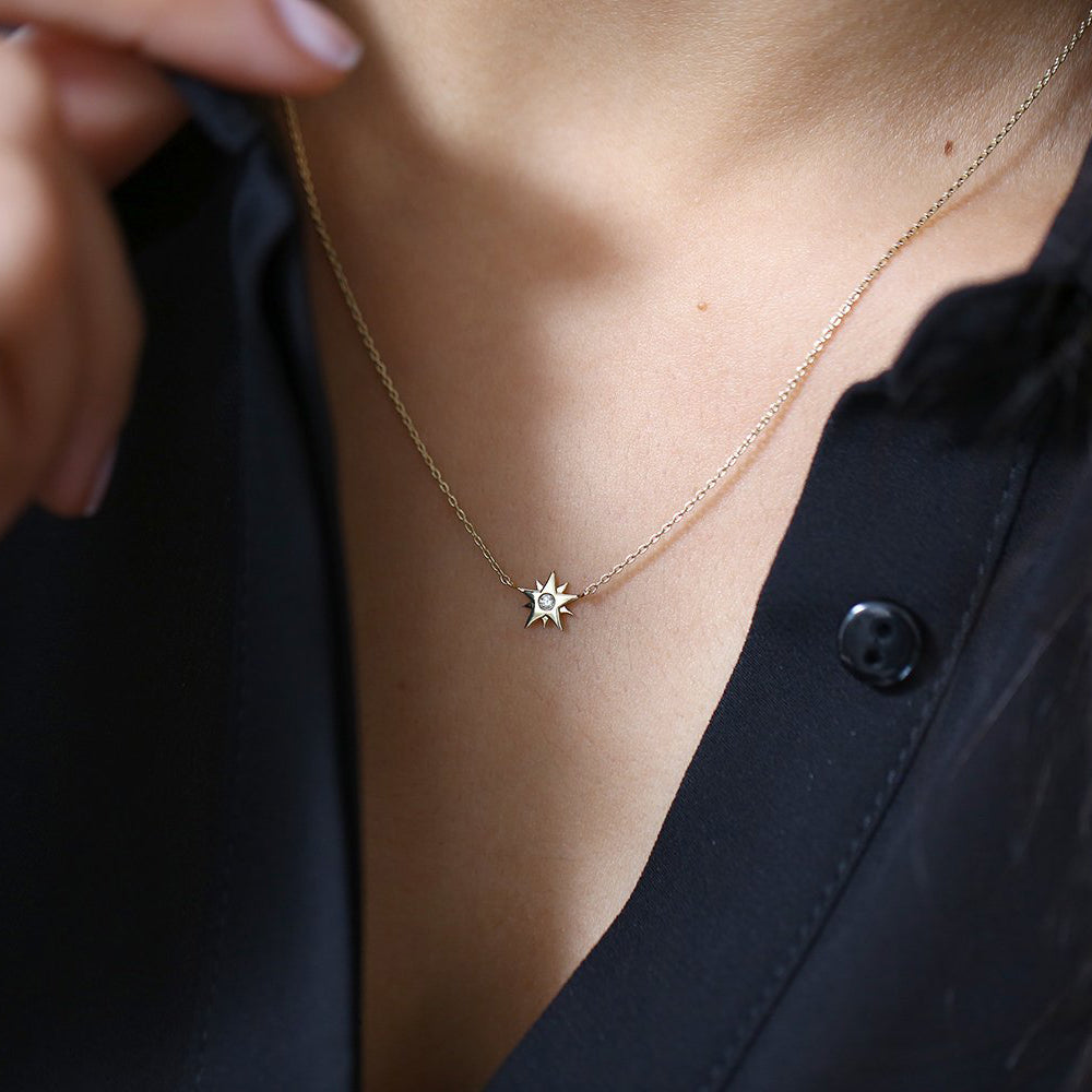 OBFJ1634 - 14K Gold Single Diamond Star Necklace 4
