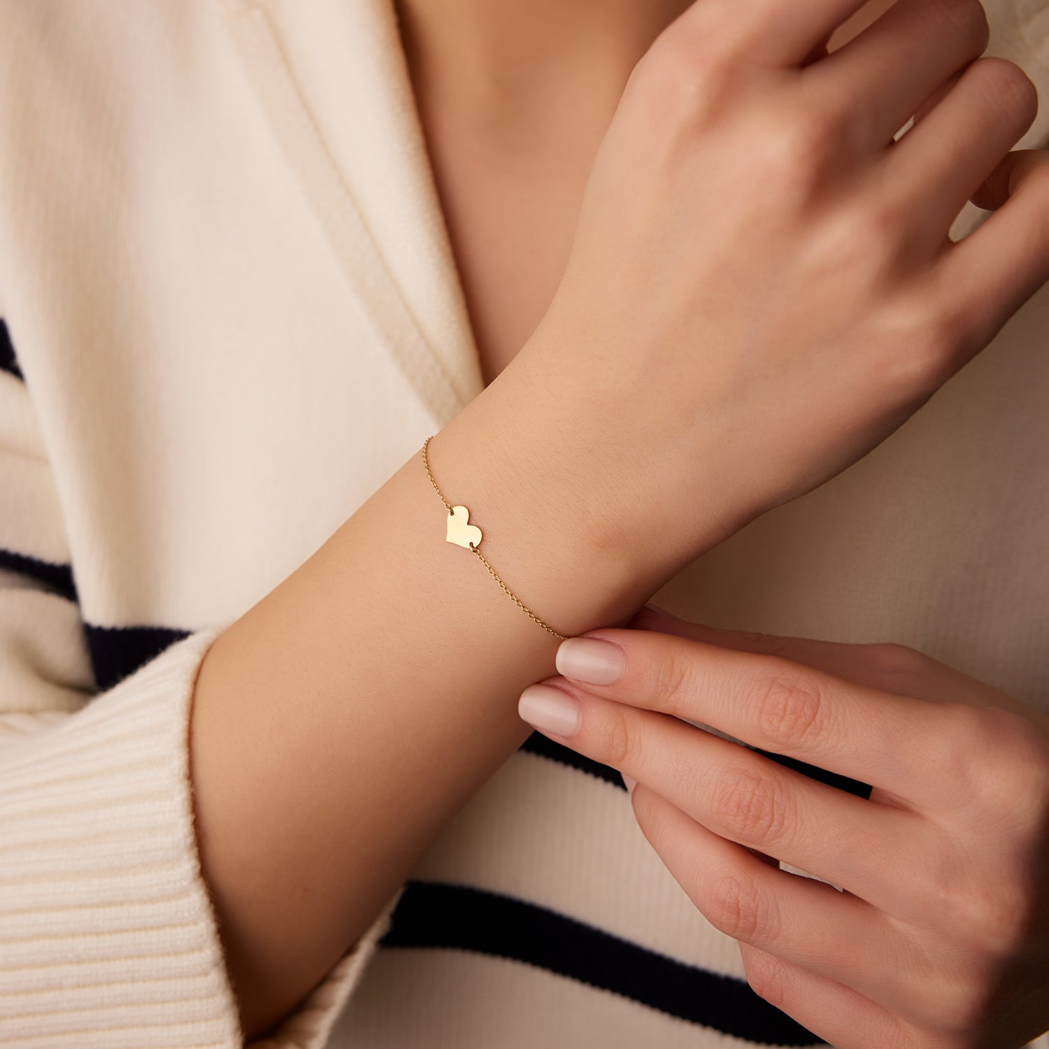 OBFJ1921 - Heart Bracelet bracelets in selectable metal and diamond options - Roselle Jewelry view 3