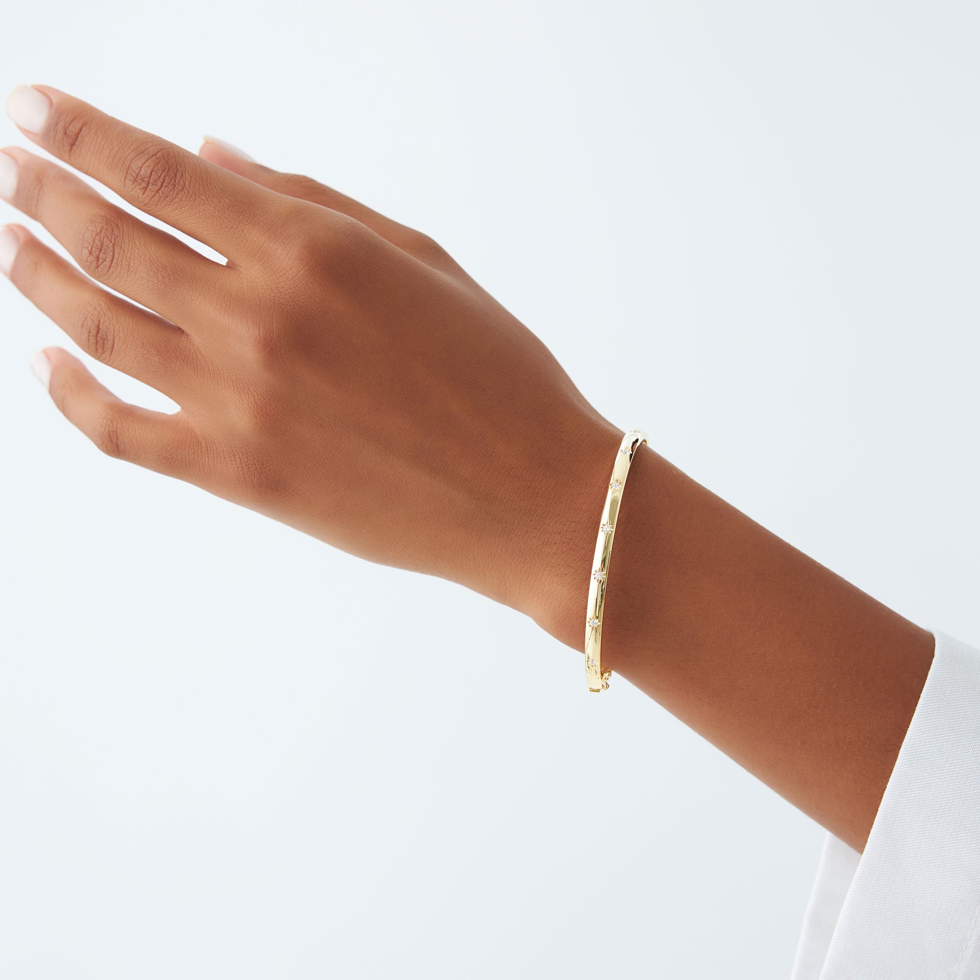 OBFJ1136 - 14K 4MM Dome X Cut Design Gold Bangle 6