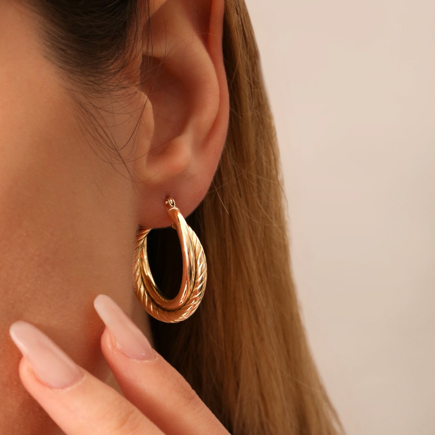 OBFJ1456 - 14k Intertwined Gold Hoop Earrings 30MM 3
