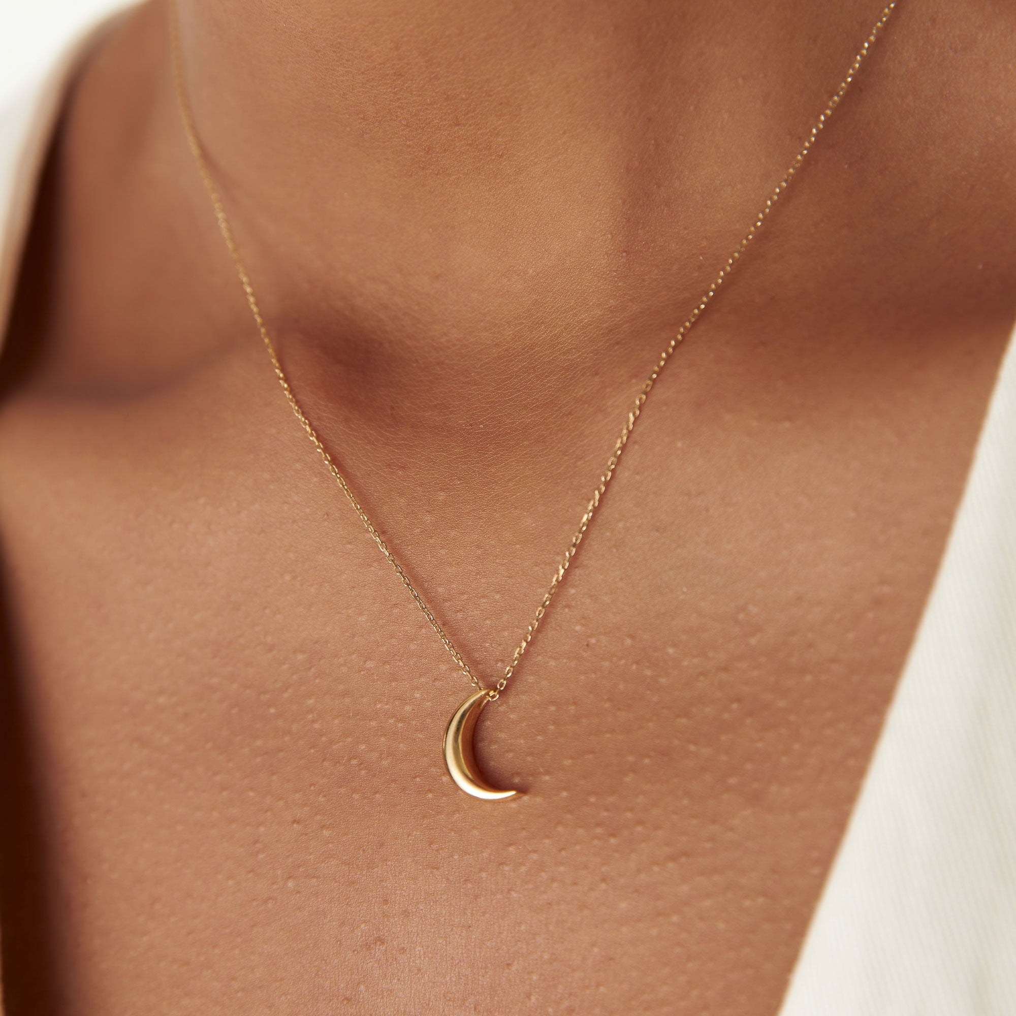 OBFJ1260 - 14K Half Moon Crescent Charm Necklace 4
