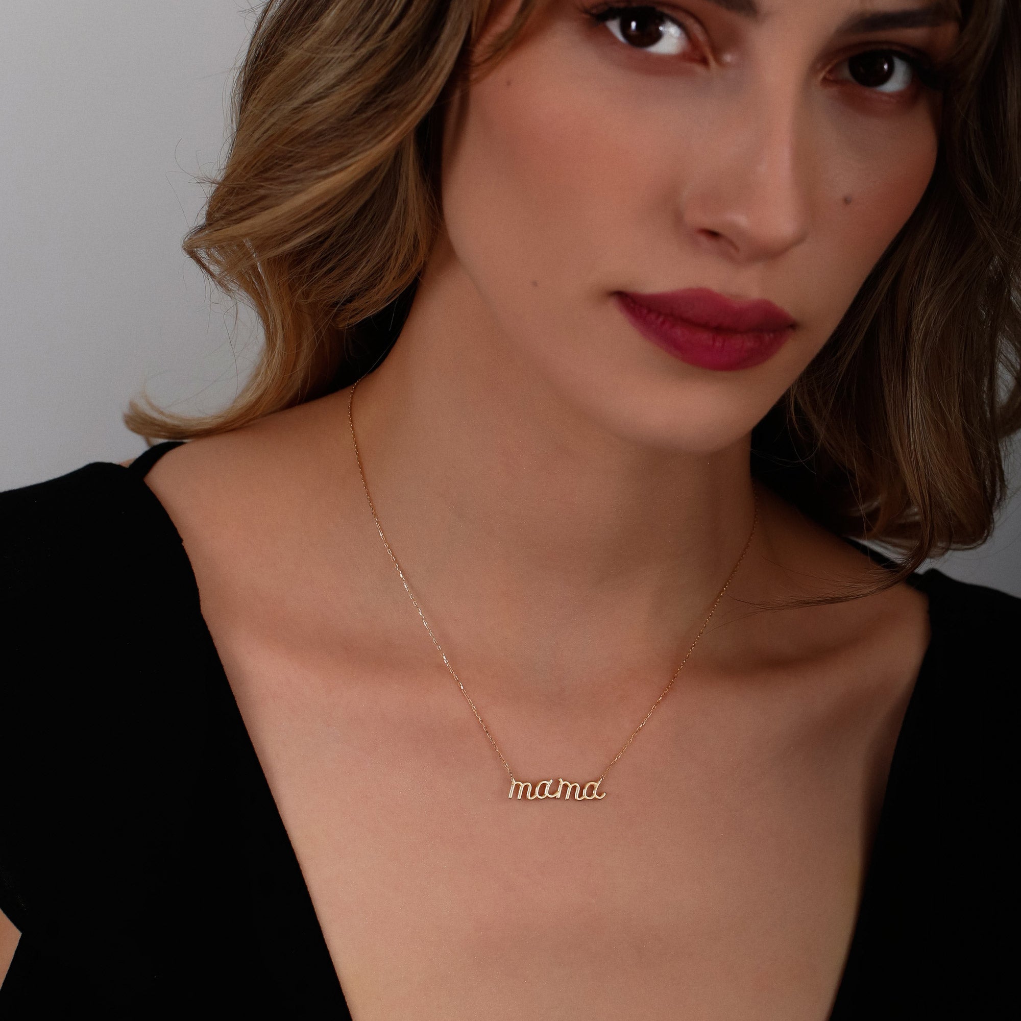 OBFJ1420 - 14k Plain Gold Script Mama Necklace 4