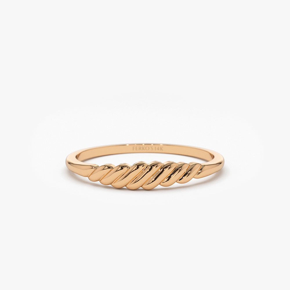 OBFJ1940 - 14k Gold Pluto Ring 5