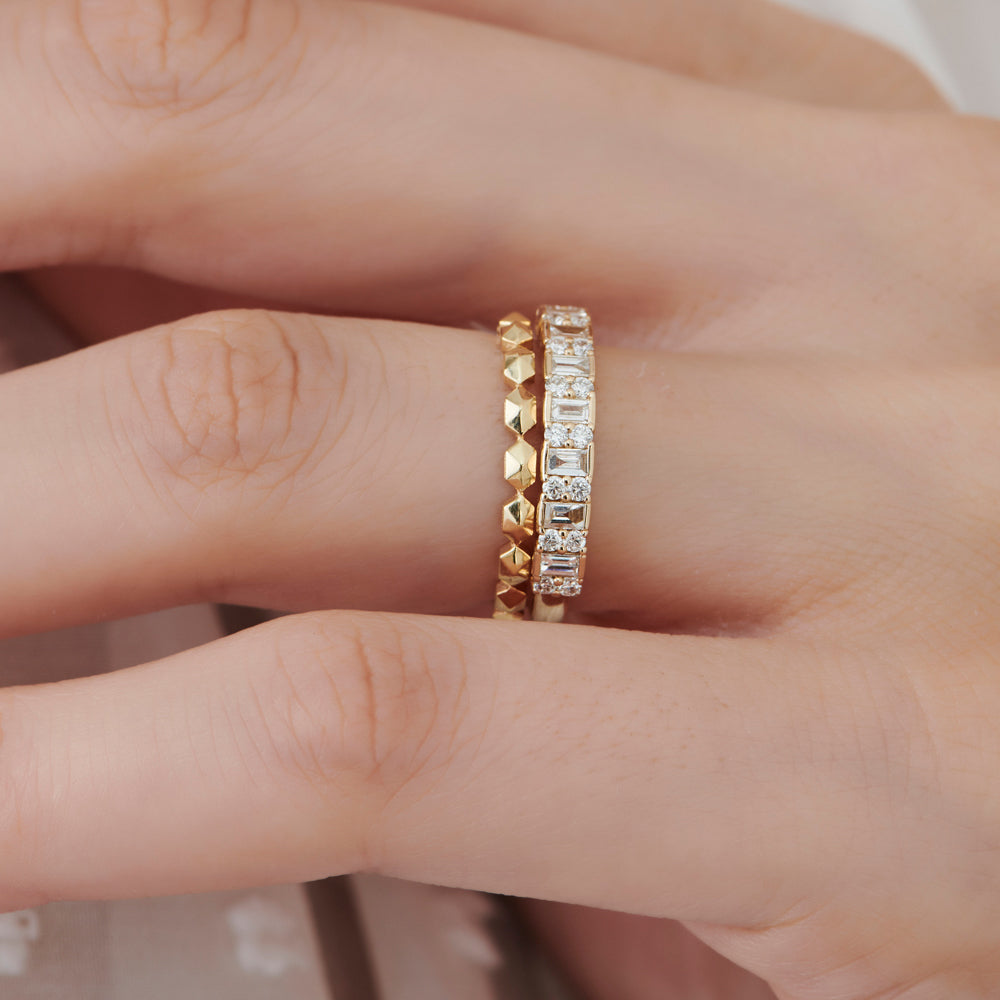 OBFJ1532 - 14k Petite Mini Pyramid Ring 4