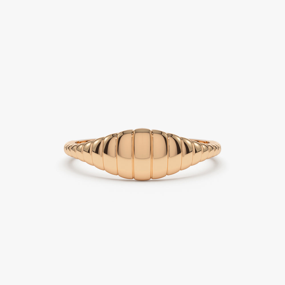 OBFJ1545 - 14k Minimalist Wave Signet Ring 4