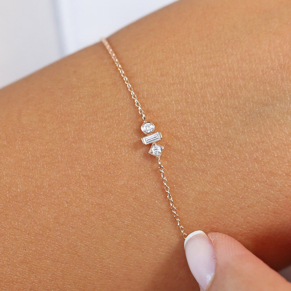 OBFJ1722 - 14K Gold Baguette and Round Diamond Mix Bracelet 2