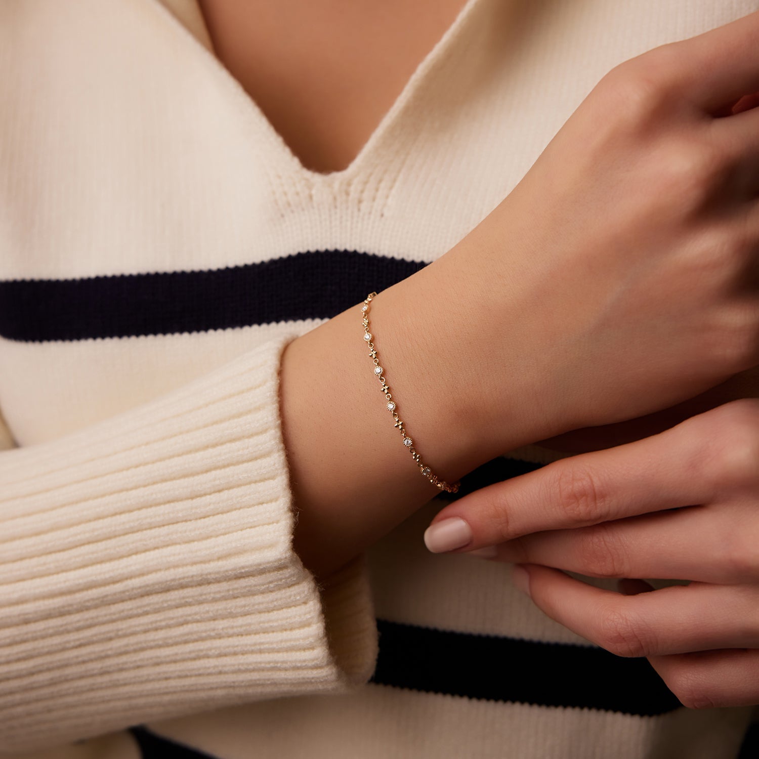 OBFJ1913 - Bezel Setting Diamond with Milgrain Bracelet bracelets in selectable metal and diamond options - Roselle Jewelry view 3
