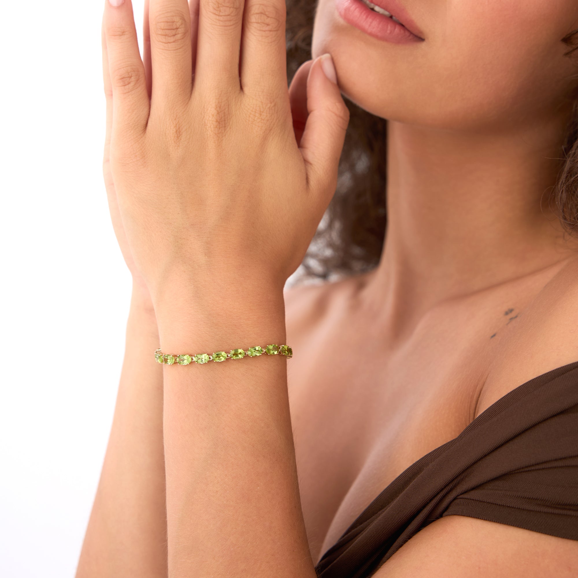 OBFJ0440 - 14K Gold Oval Shaped Peridot Tennis Bracelet 13.70 ctw 5