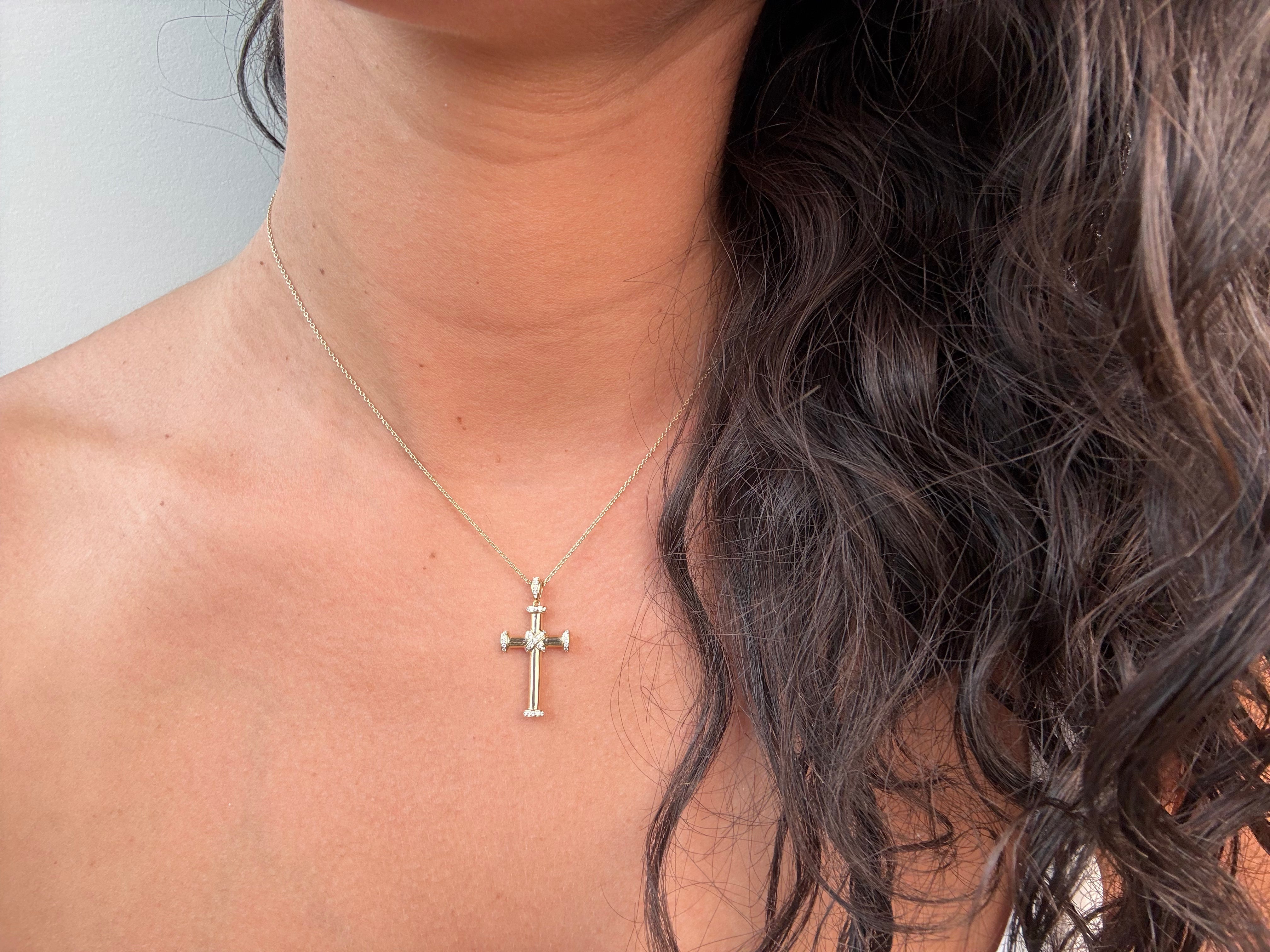 OBFJ0043 - 14K Gold Contemporary Diamond Cross Necklace 7