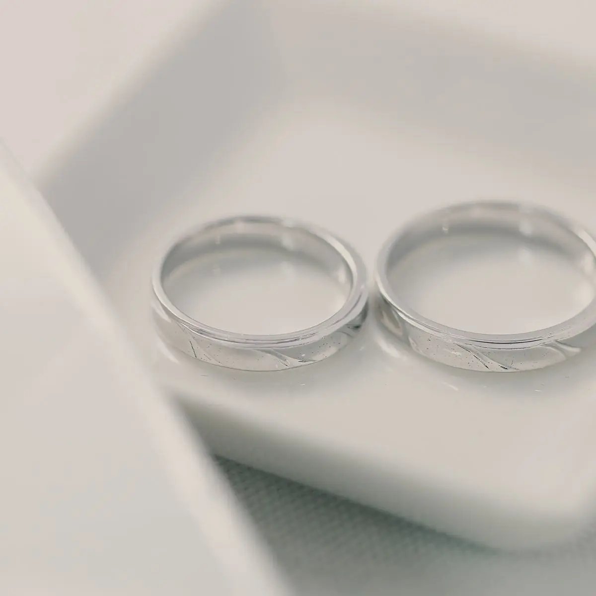 Unique Couple Wedding Ring Set - WM53 CHARLISA™
