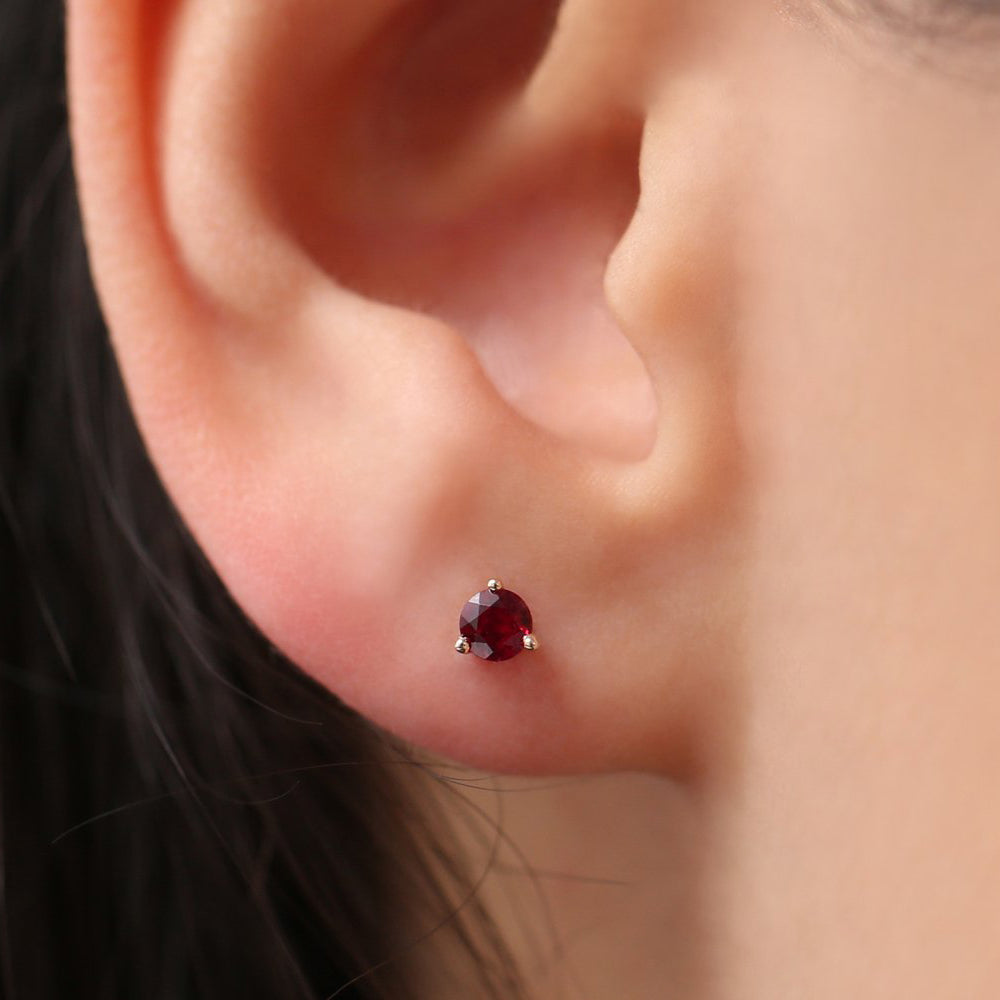 OBFJ1687 - 14K Gold Round Cut Ruby Stud Earrings 3