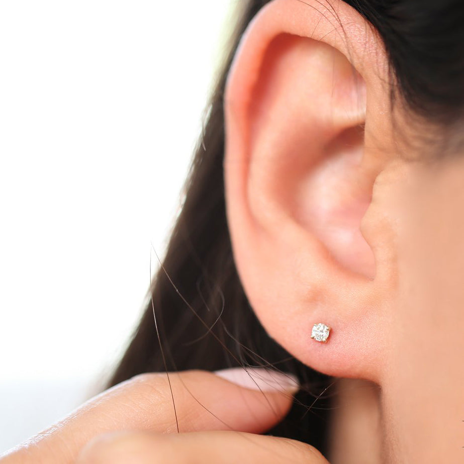 OBFJ1977 - 14k Prong Setting Round Diamond Studs 2