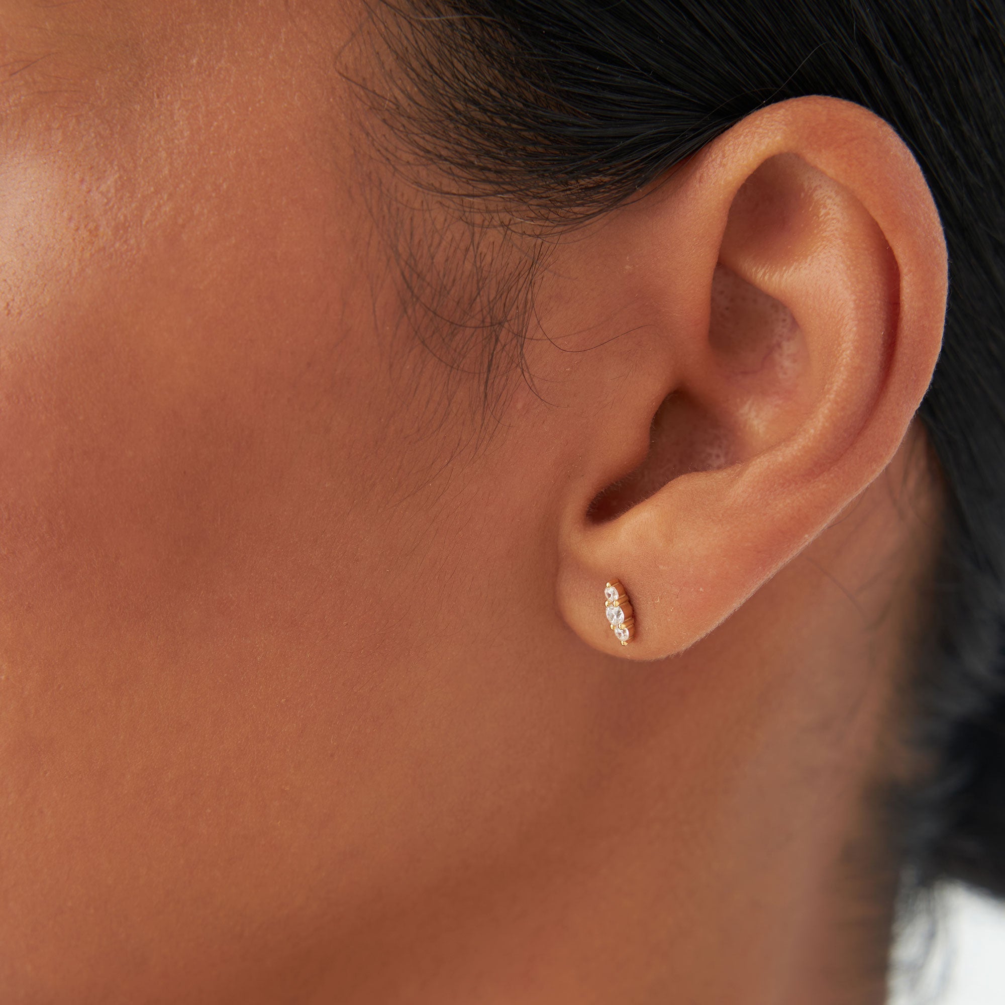 OBFJ1195 - 14k Triple Diamond Stud Earrings 4