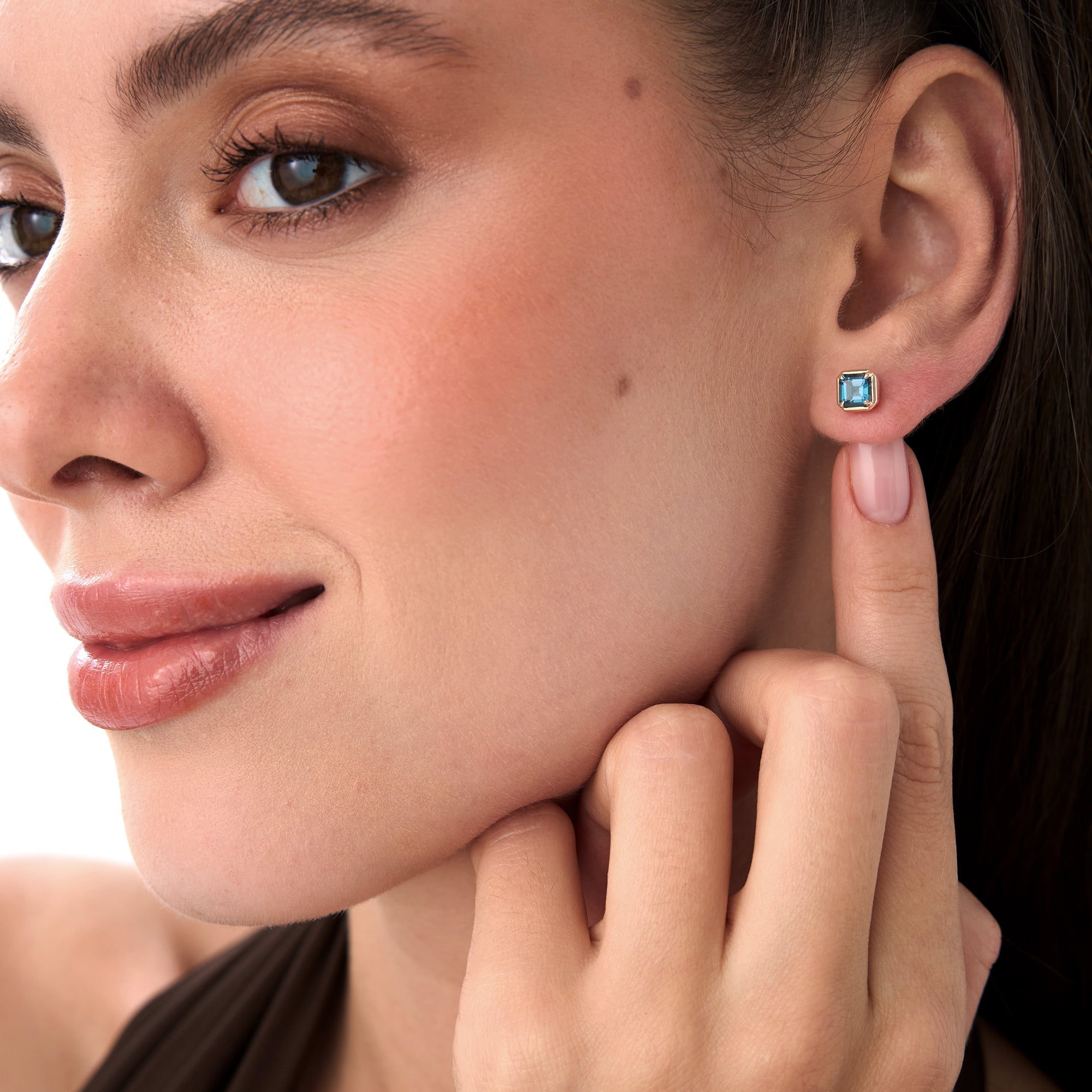 OBFJ0481 - 14K Asscher Cut London Blue Topaz Stud Earrings 2