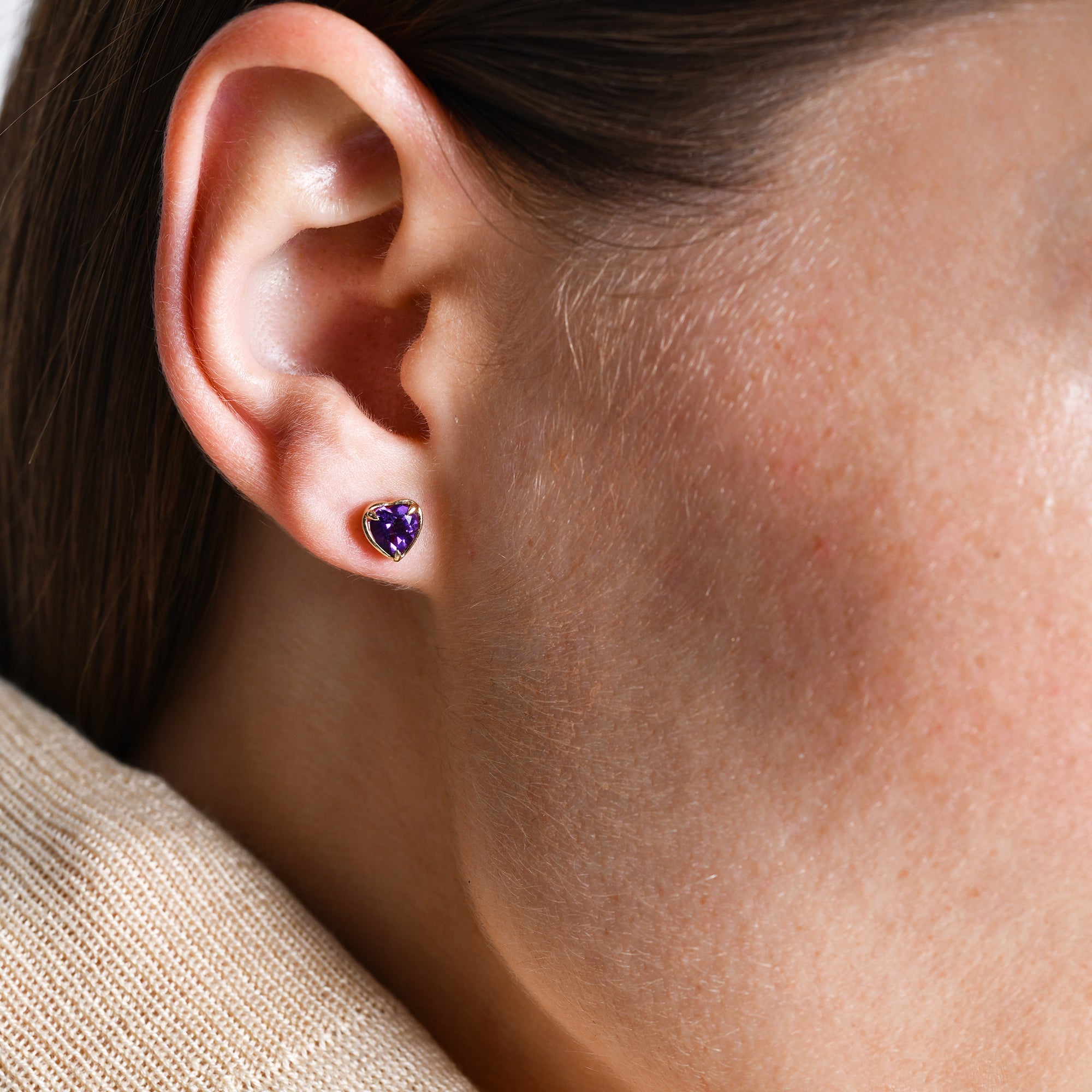 OBFJ0490 - 14K Heart Shaped Amethyst Stud Earrings 2