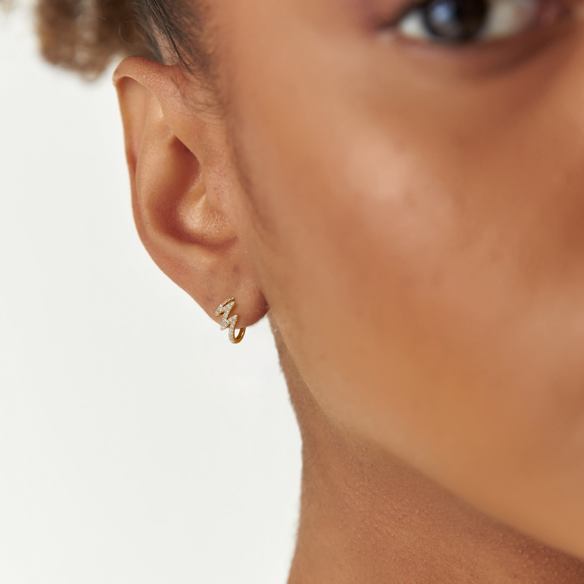 OBFJ0362 - 14K Gold Modern Zigzag Wave Hoop Earrings with Natural Diamonds 3