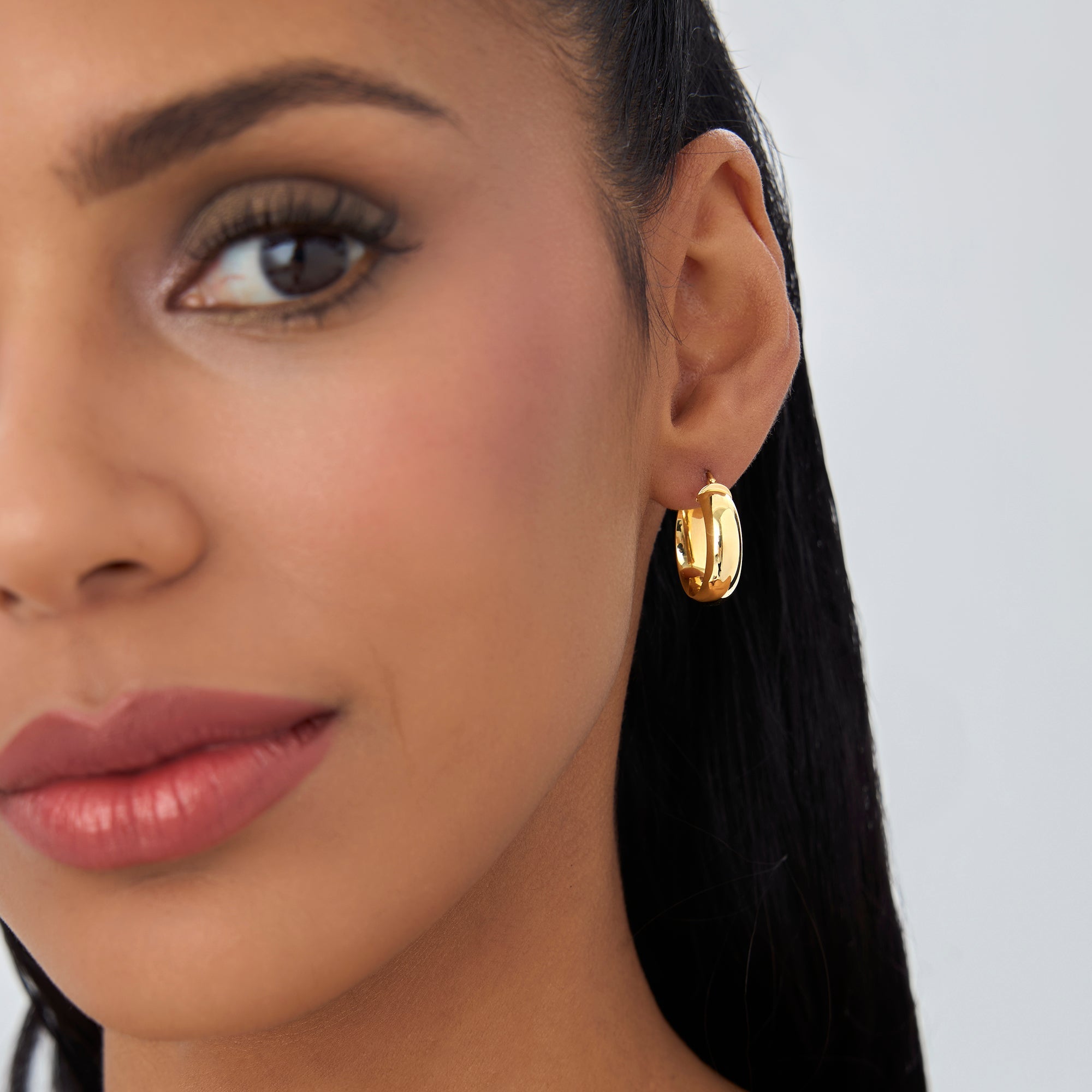 OBFJ0743 - 14k Gold 6MM Wide Hoops 2
