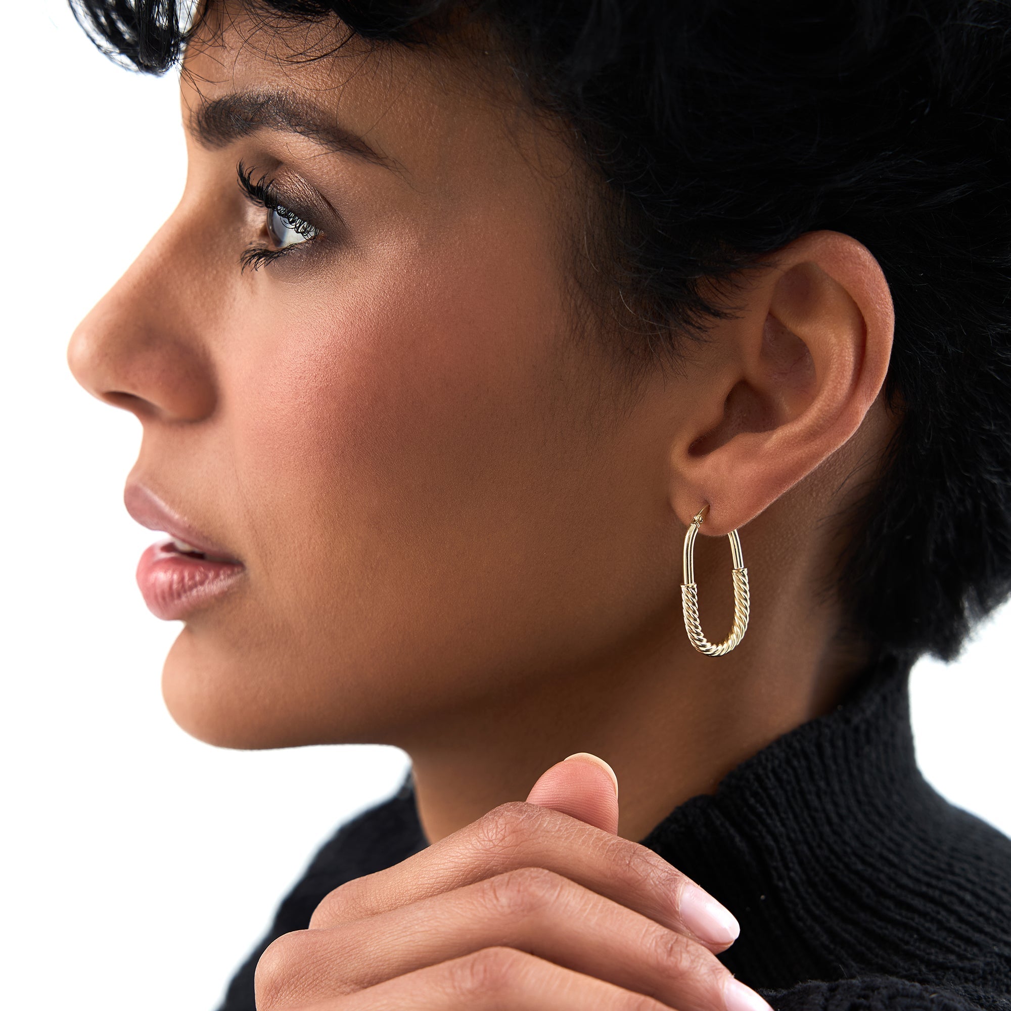 OBFJ0736 - 14K Gold Twisted Rope Oval Hoop Earrings 4
