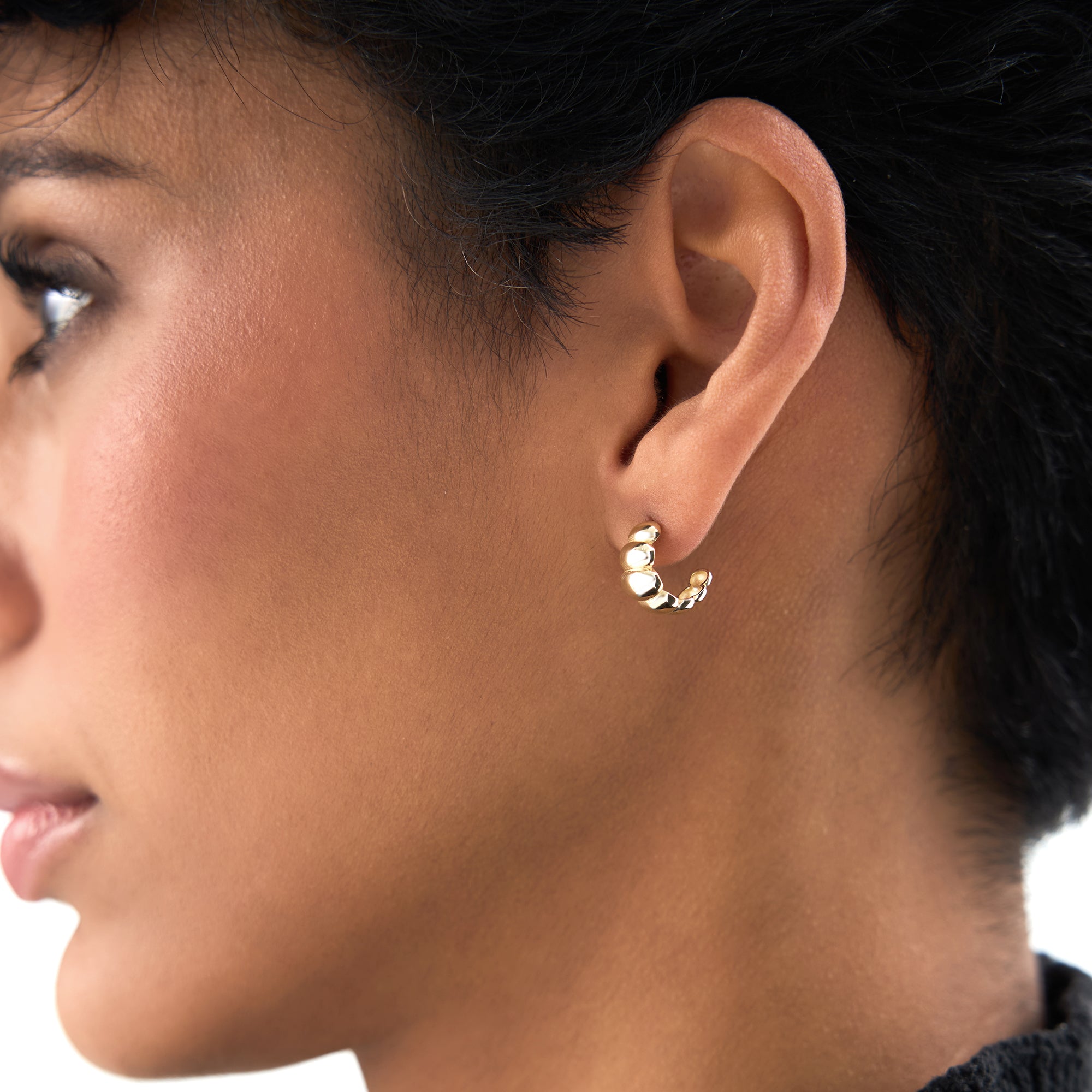 OBFJ0531 - 14k Gold Chuncky Bubble Hoop Earrings 3