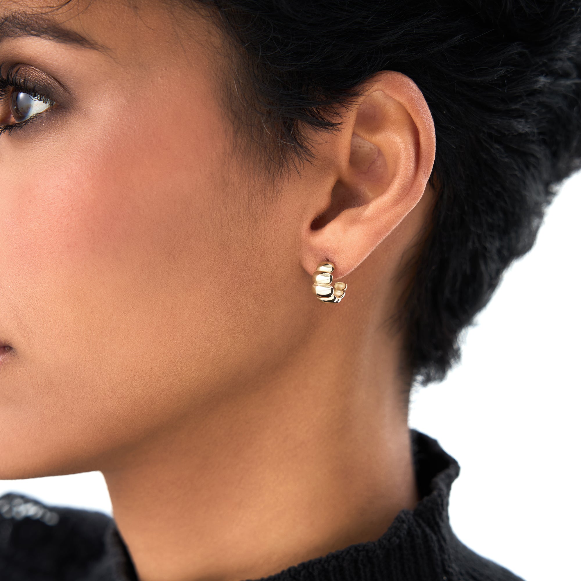 OBFJ0531 - 14k Gold Chuncky Bubble Hoop Earrings 2