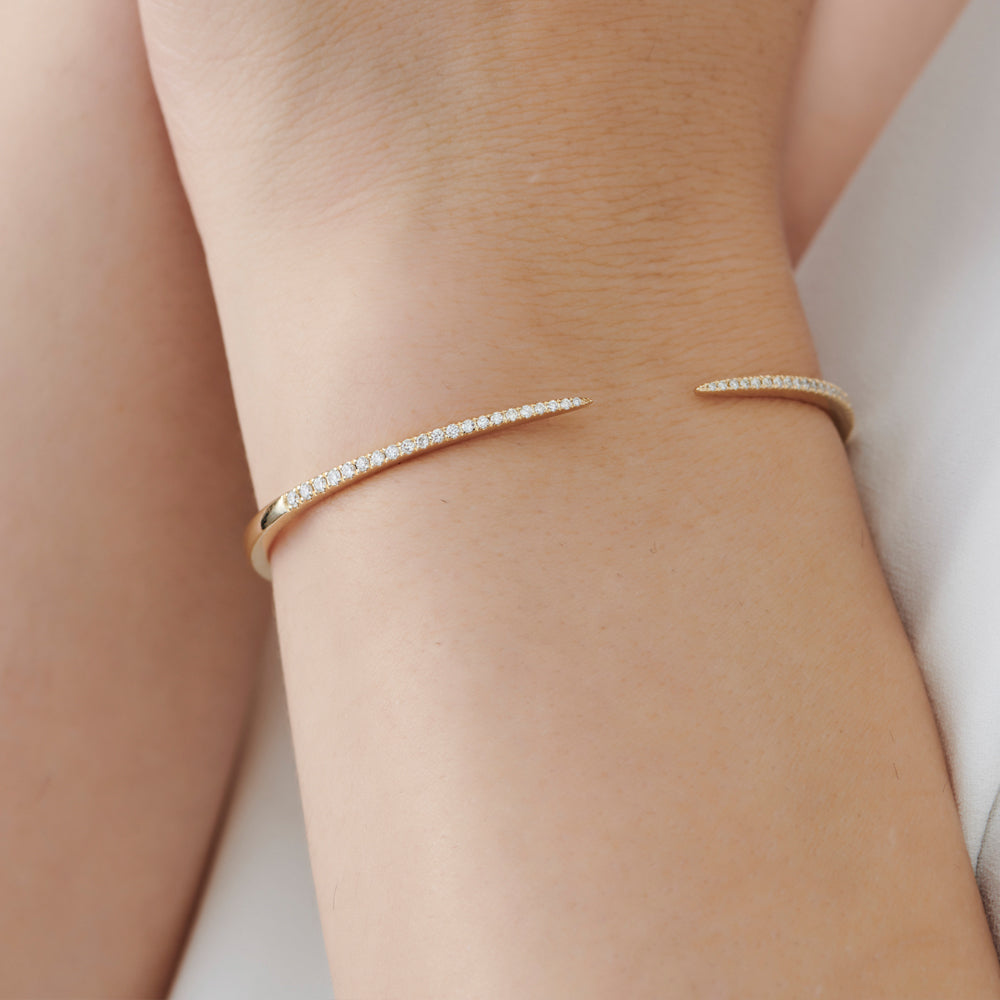 OBFJ1517 - 14k Cuff Diamond Bangle Bracelet 0.50 ctw 2