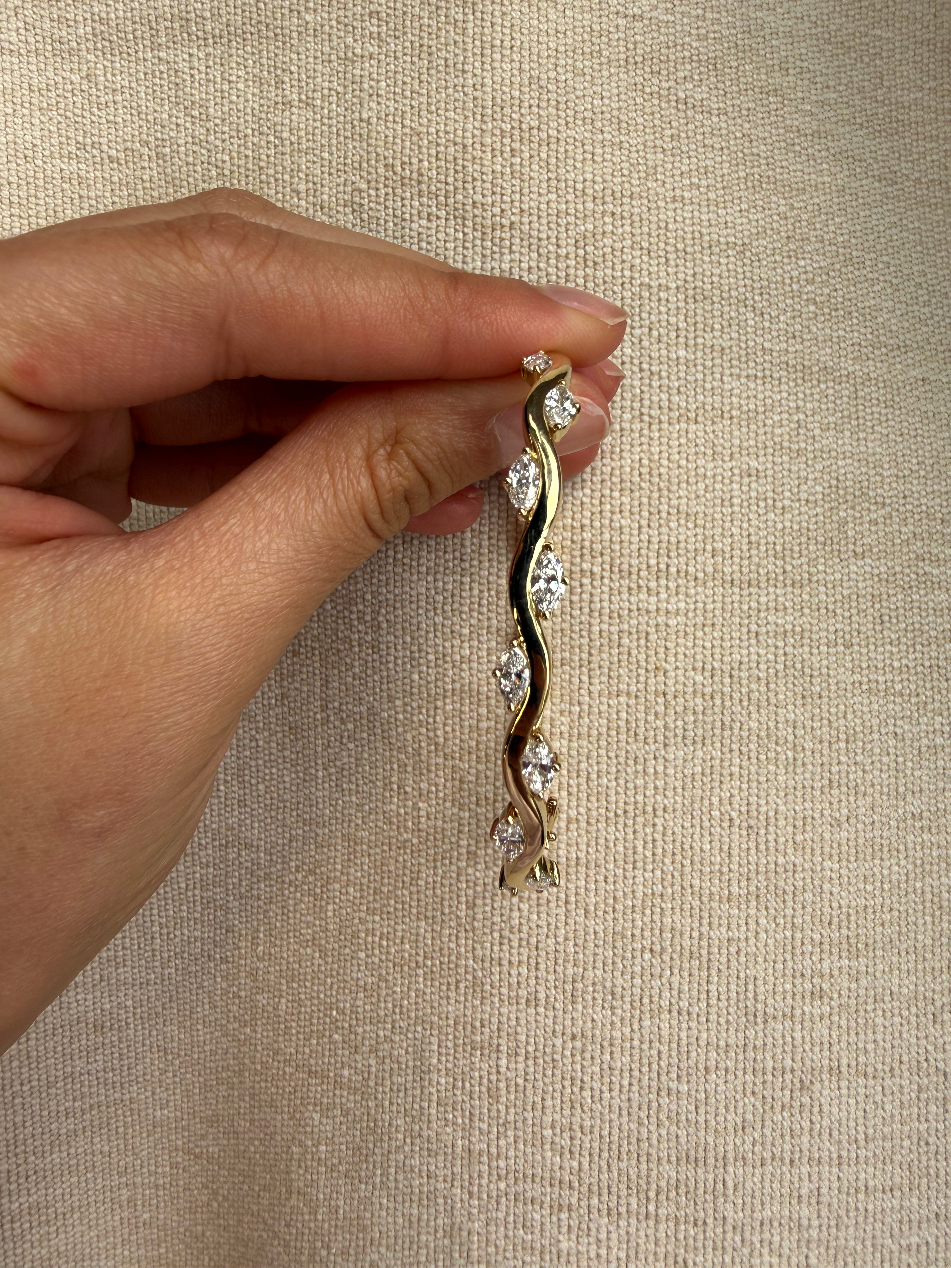 OBFJ0041 - 14K Gold Lab Grown Marquise Diamond Wavy Bangle 3