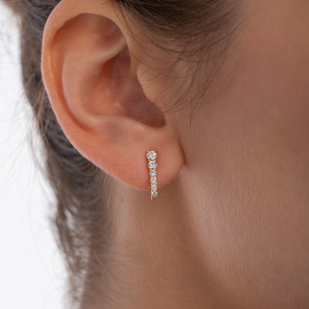 OBFJ0116 - 14k Rose Round Diamond Prong Setting Graduating Stud Earrings 3