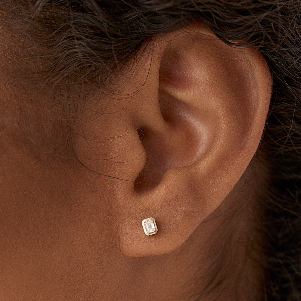 OBFJ1474 - 14k Emerald Cut Bezel Setting Stud Earrings 2