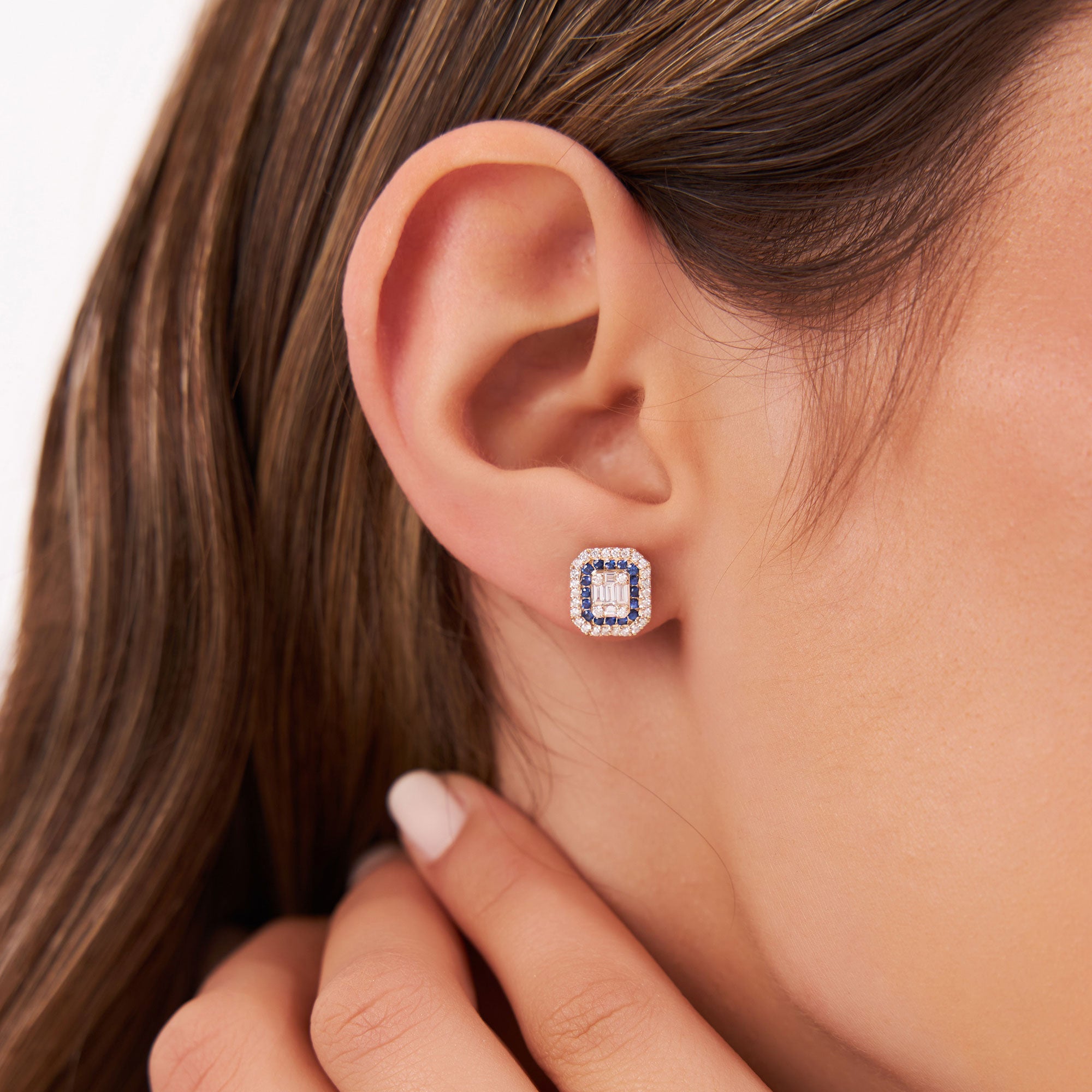 OBFJ1209 - 14k Baguette and Round Sapphire Studs Halo Setting 2