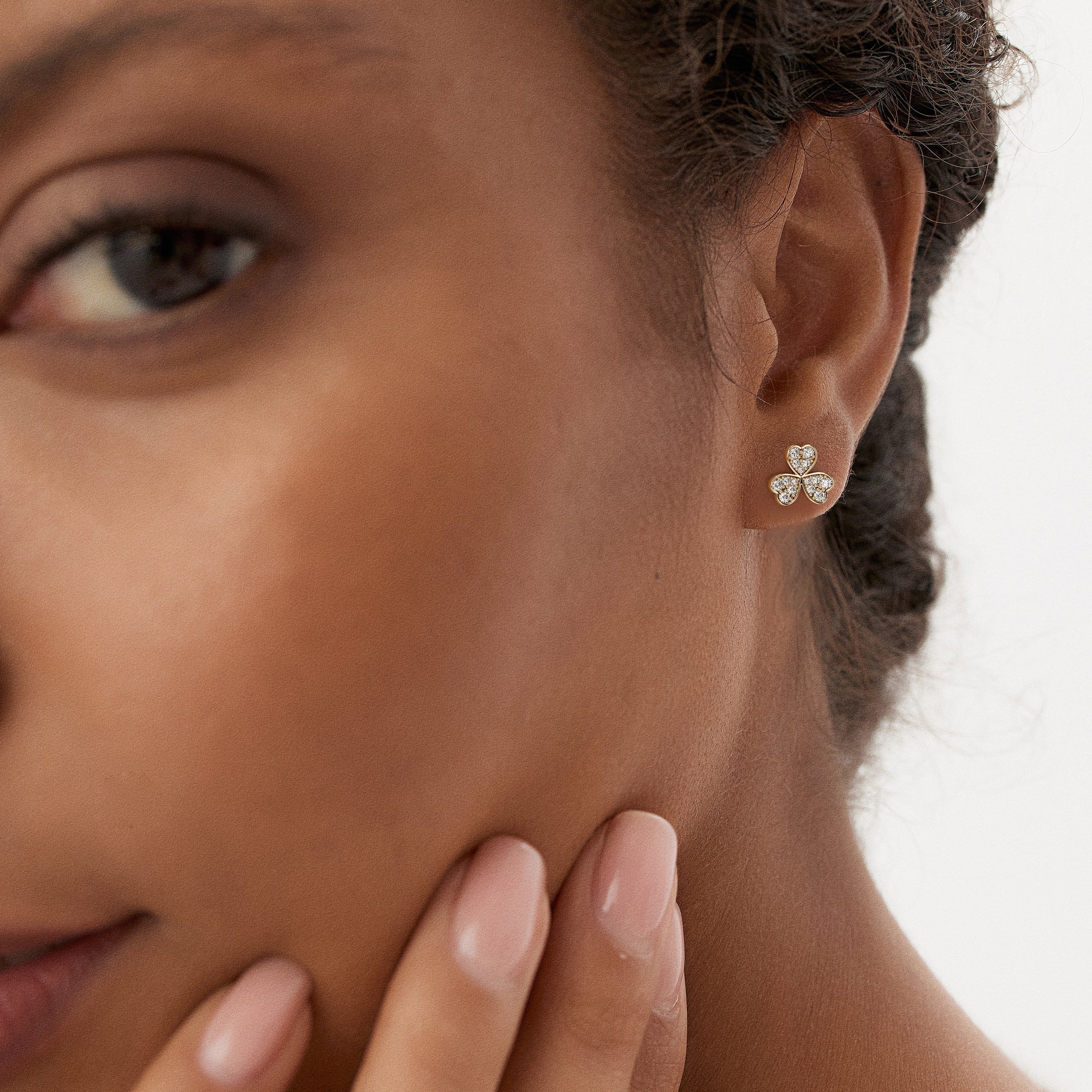 OBFJ0875 - 14K Pave Clover Diamond Earrings 3