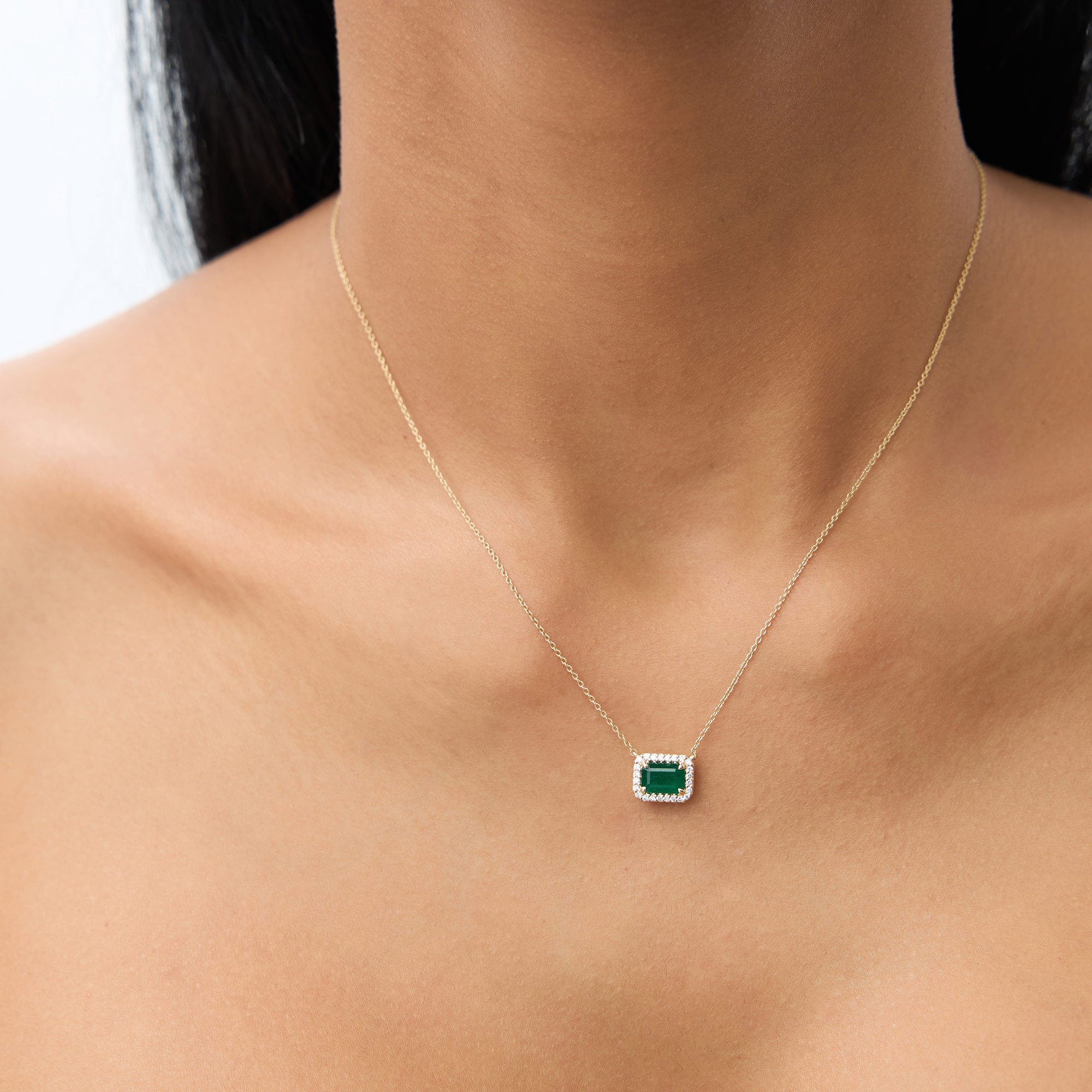 OBFJ1077 - 14k 1.00 Ctw Octagon Emerald in Diamond Halo Setting 4