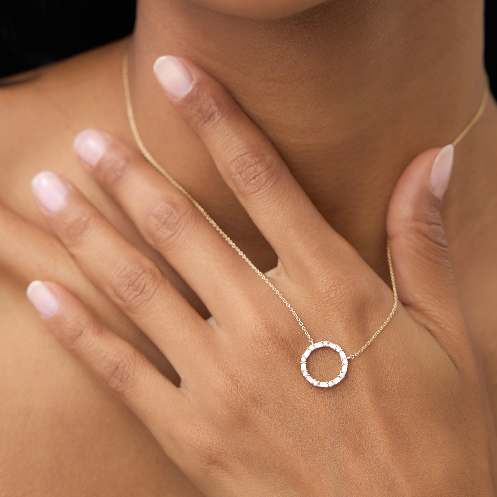 OBFJ1076 - 14k Baguette & Round Diamond Circle Necklace 2
